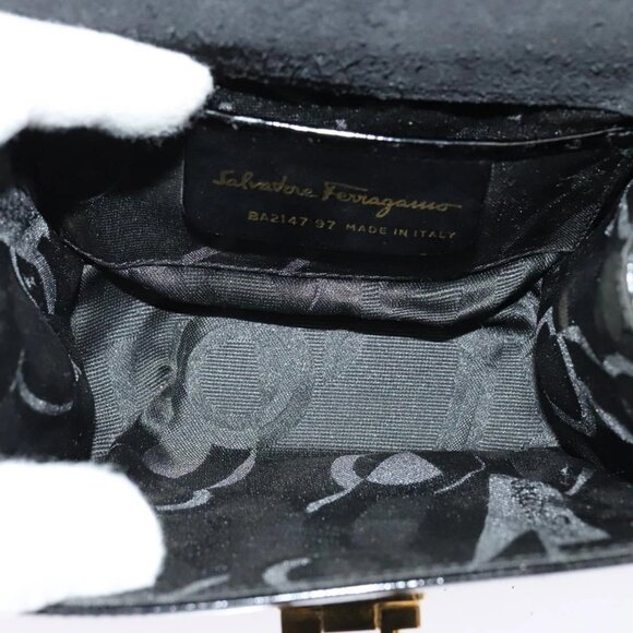 Salvatore Ferragamo Gancini Shoulder Bag Enamel Black Gold Auth - Picture 12 of 16
